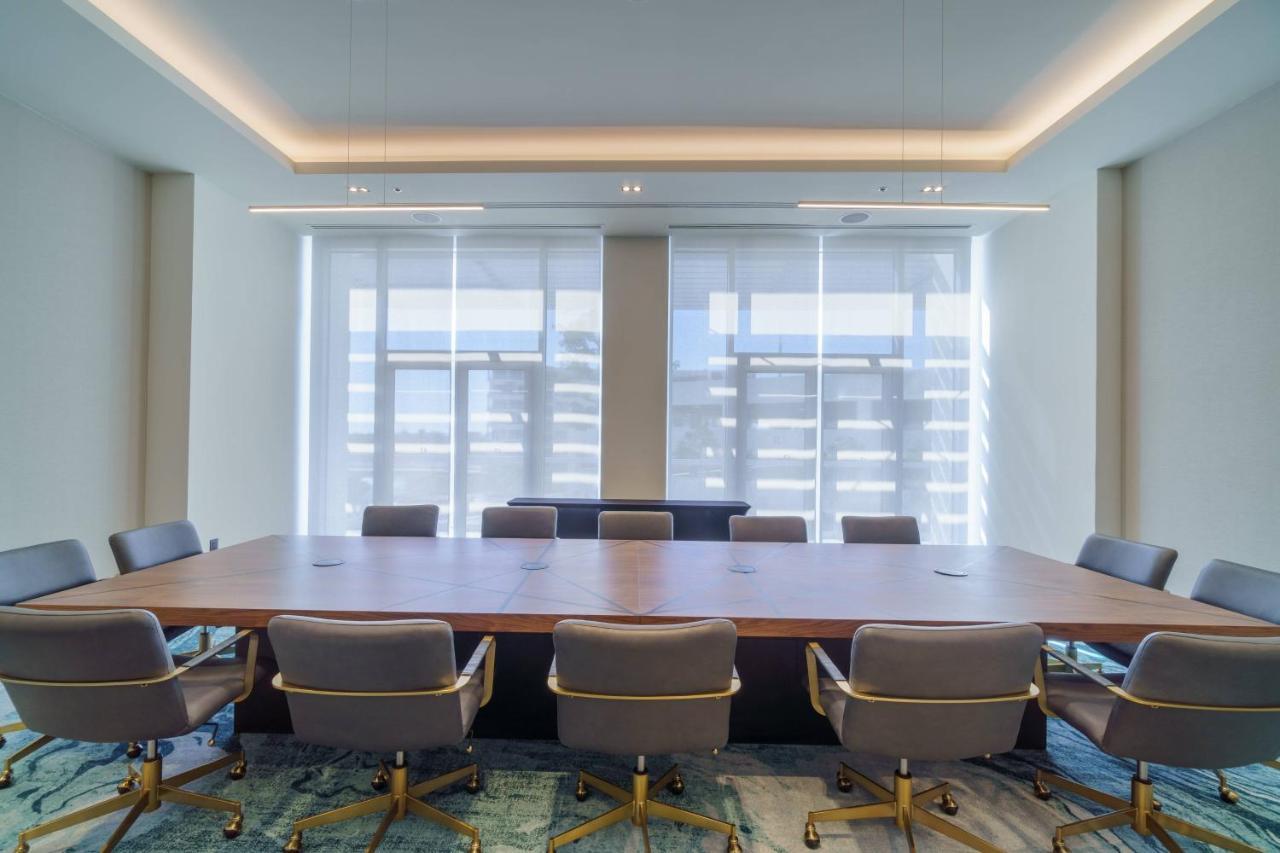 Renaissance Cancun Resort & Marina Exterior foto Boardroom at the InterContinental London The O2